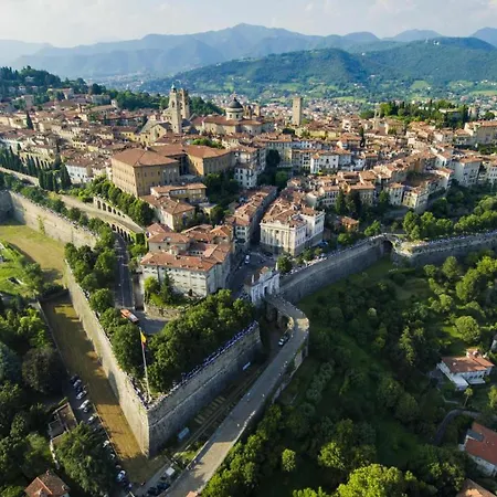 Luxury W Garage Happy 1