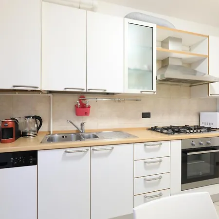 Luxury W Garage Happy 1 Апартаменты Бергамо