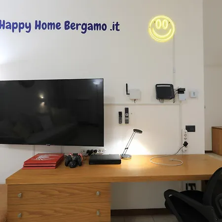 Апартаменты Luxury W Garage Happy 1 Бергамо