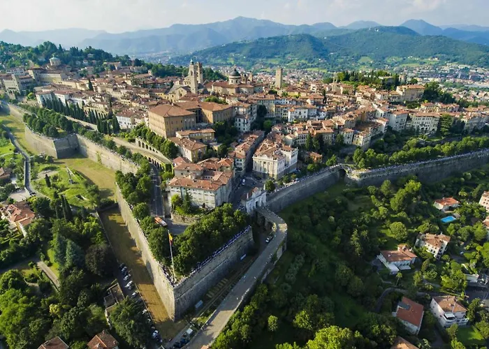 Luxury W Garage Happy 1