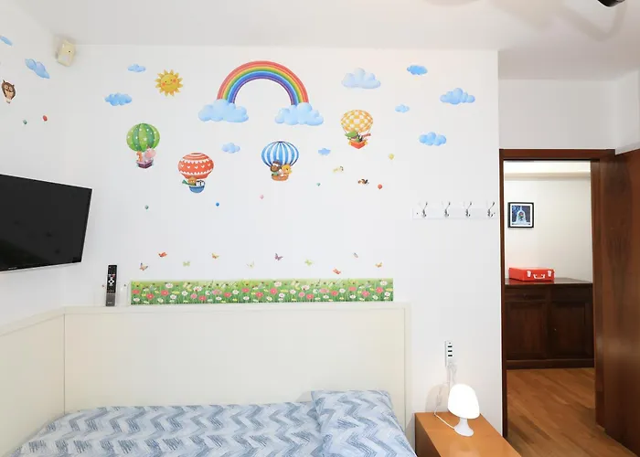 Luxury W Garage Happy 1