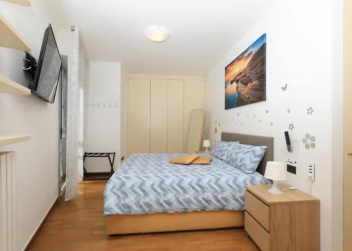 Luxury W Garage Happy 1 Apartamento Bérgamo