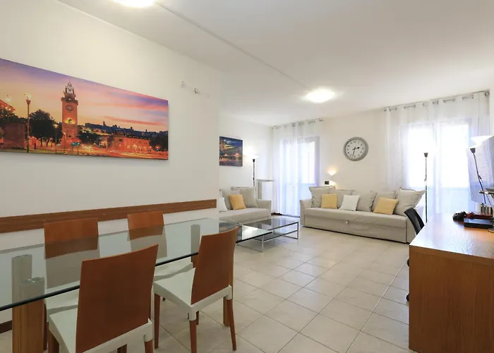 Luxury W Garage Happy 1 Apartamento Bérgamo